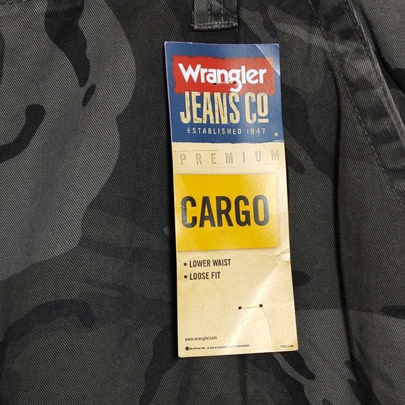 Wrangler Grey Camouflage Cargo Pants - Picture 3 of 10